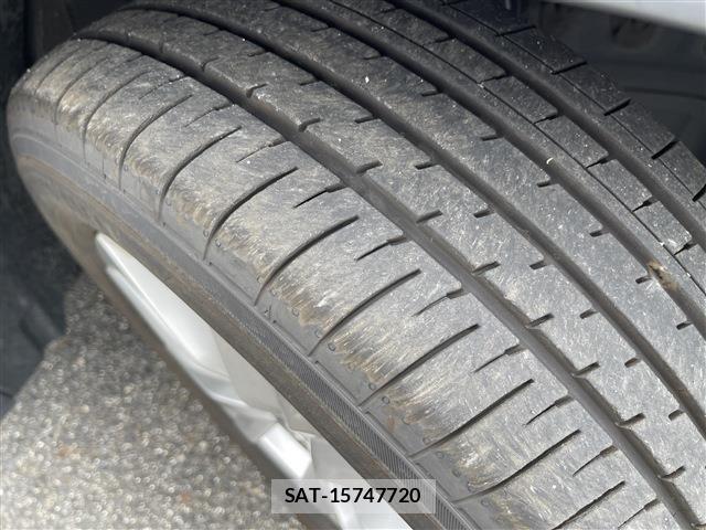 Lexus UX 2019-11 7725232-18