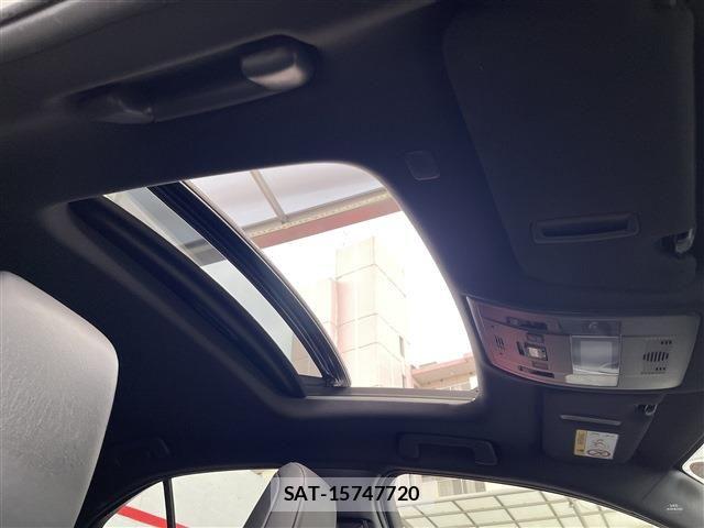Lexus UX 2019-11 7725232-5