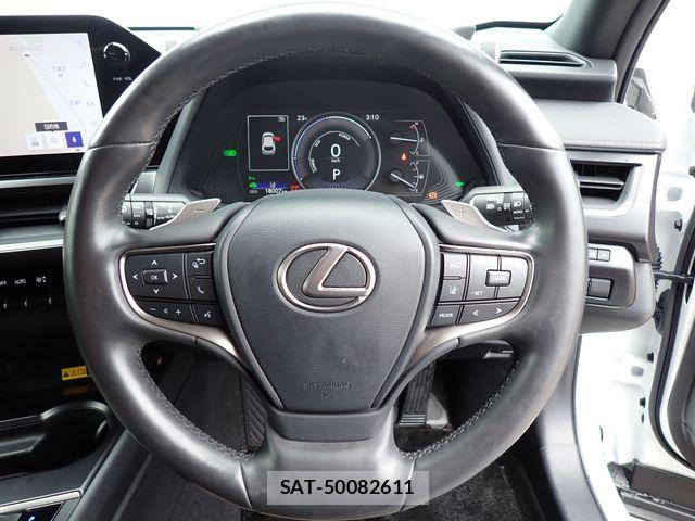Lexus UX 2022-09 7725228-11