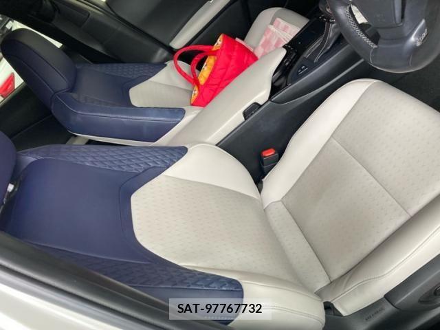 Lexus UX 2019-08 7725236-11
