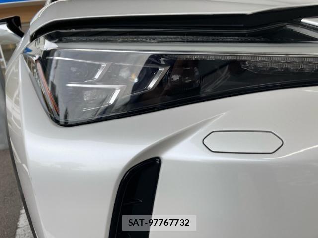 Lexus UX 2019-08 7725236-21