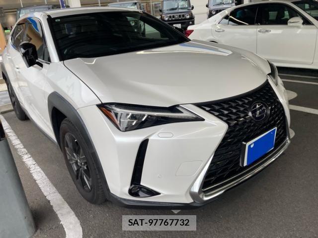 Lexus UX 2019-08 7725236-2
