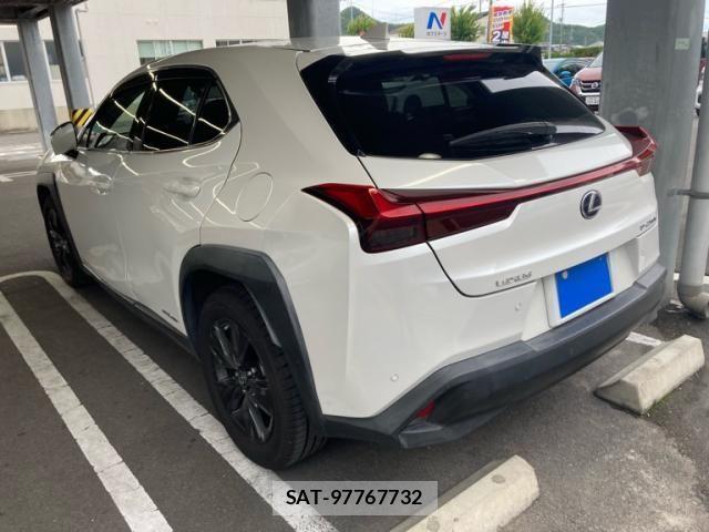 Lexus UX 2019-08 7725236-6