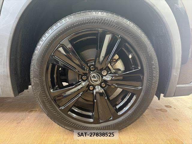 Lexus UX 2020-12 7877478-12