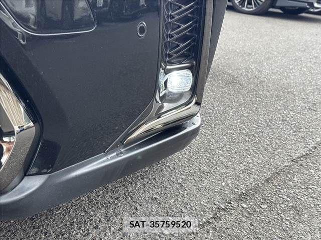 Lexus UX 2019-01 7877470-12