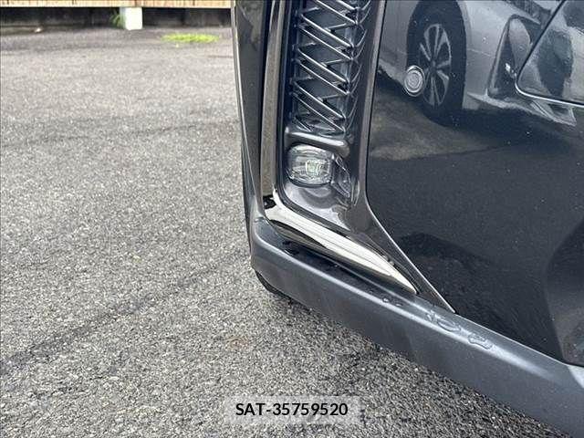 Lexus UX 2019-01 7877470-25