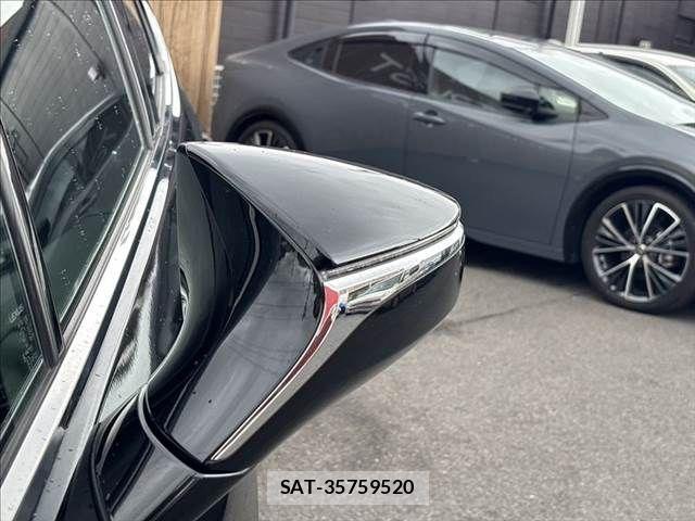 Lexus UX 2019-01 7877470-26