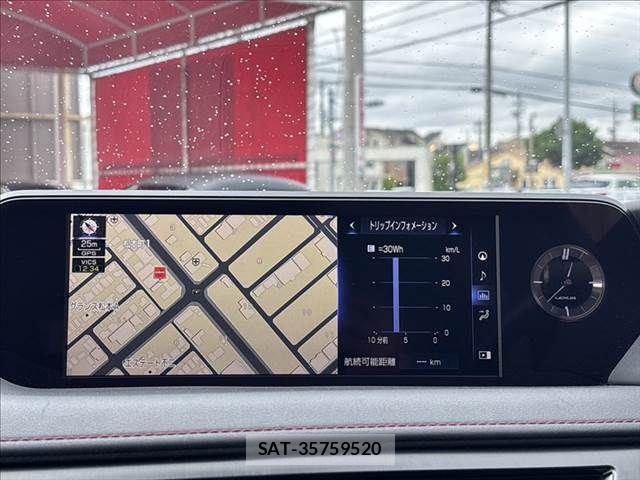 Lexus UX 2019-01 7877470-3