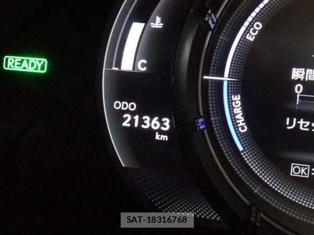 Lexus UX 2019-09 7902887-28