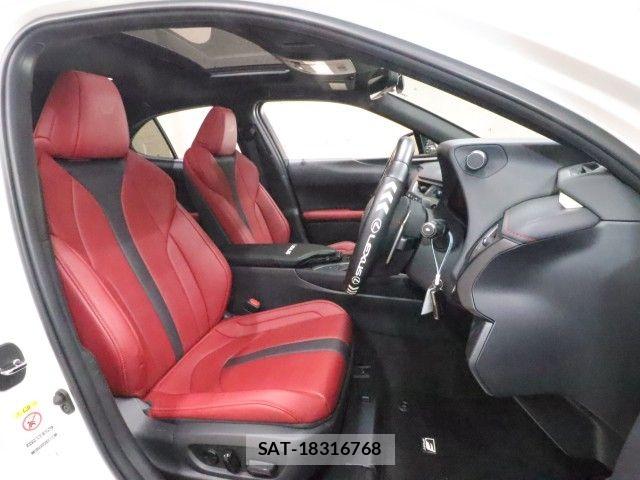 Lexus UX 2019-09 7902887-3