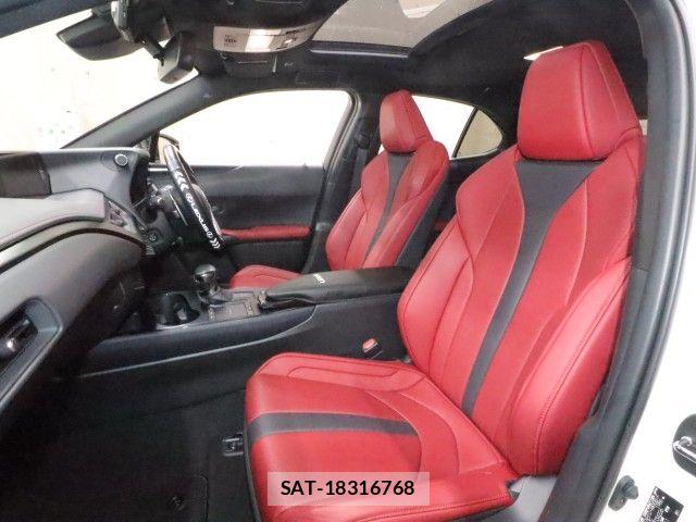 Lexus UX 2019-09 7902887-8