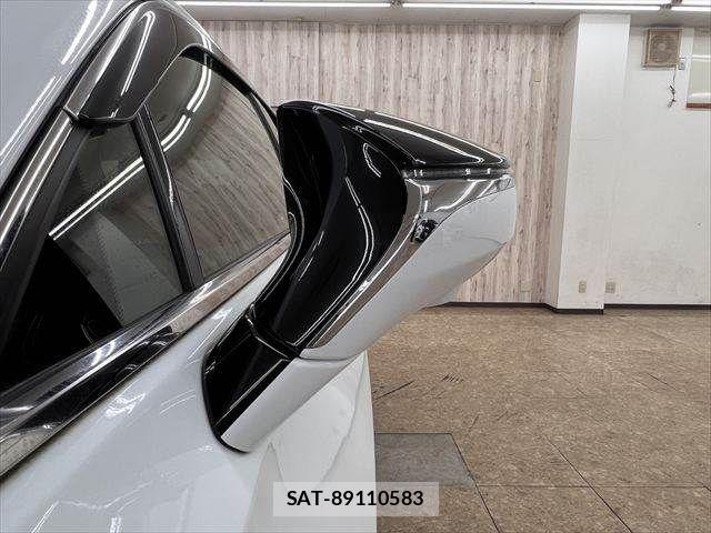 Lexus UX 2019-08 7902888-24