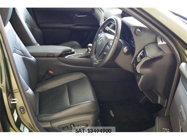 Lexus UX 2020-01 7902886-14