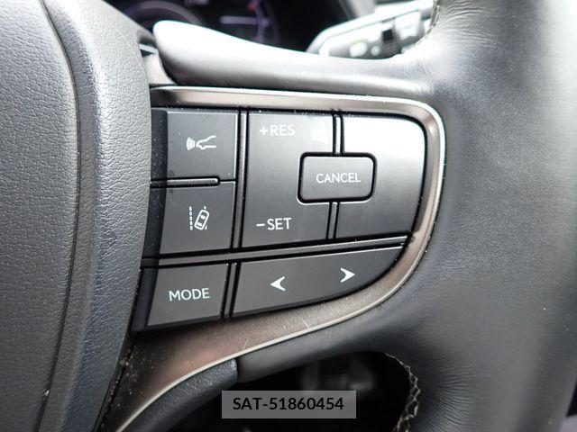 Lexus UX 2020-05 7962479-17