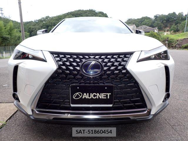 Lexus UX 2020-05 7962479-4