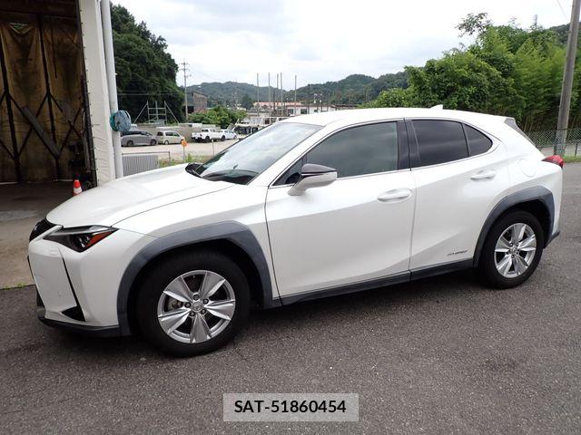 Lexus UX 2020-05 7962479-5