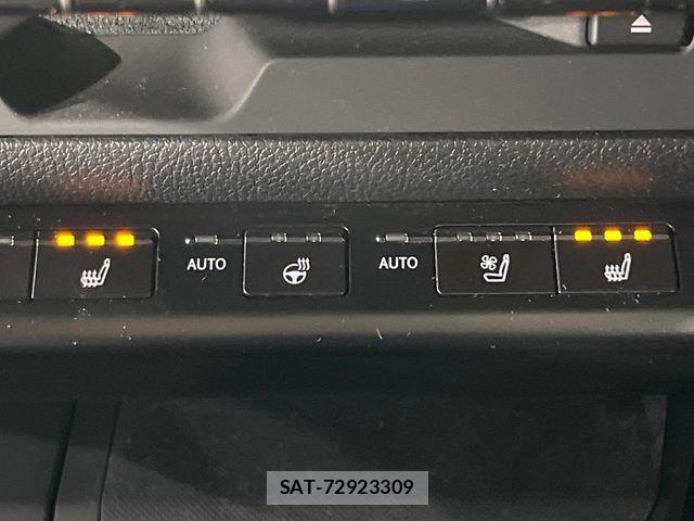 Lexus UX 2019-11 7962480-3