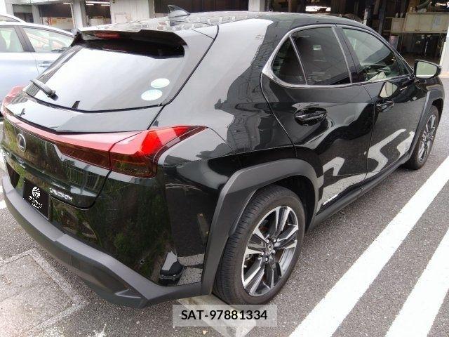 Lexus UX 2019-12 7962478-2