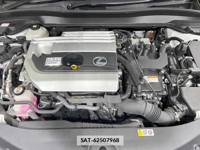 Lexus UX 2021-02 7979815-17