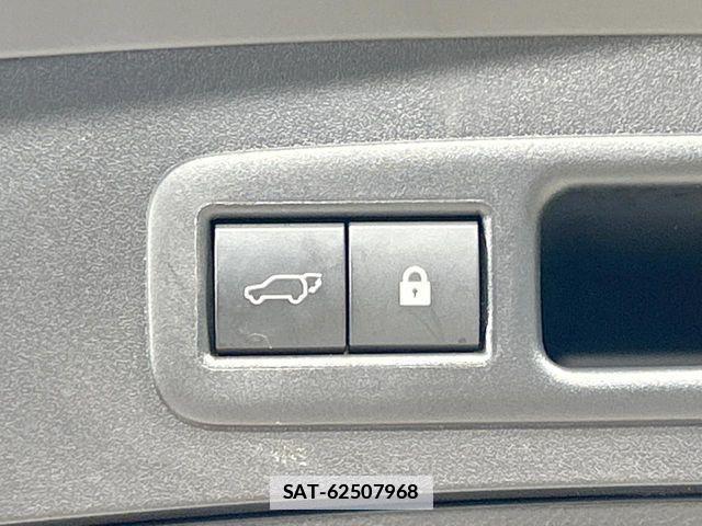 Lexus UX 2021-02 7979815-5