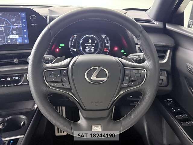 Lexus UX 2023-08 7979813-12