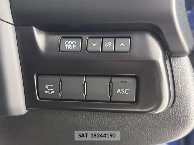 Lexus UX 2023-08 7979813-19