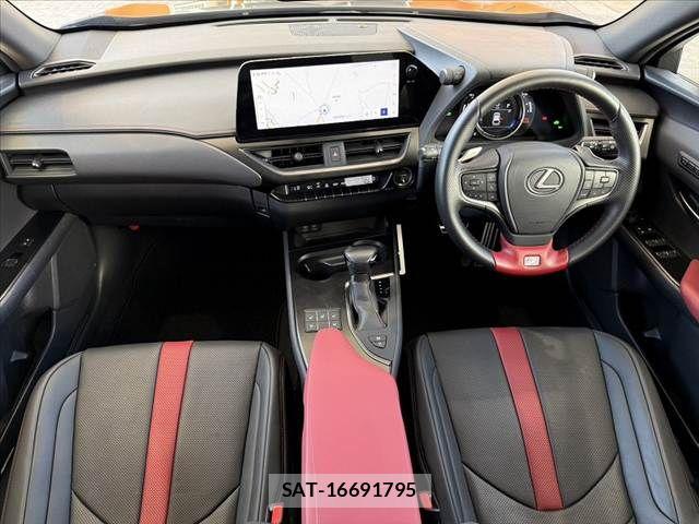 Lexus UX 2022-10 8036501-1