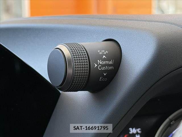 Lexus UX 2022-10 8036501-25
