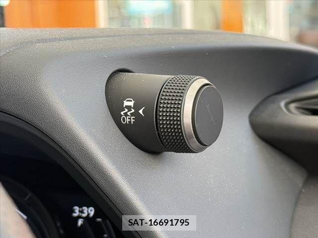 Lexus UX 2022-10 8036501-26
