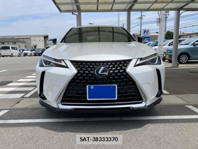 Lexus UX 2021-08 8036511-0