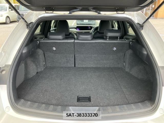 Lexus UX 2021-08 8036511-13