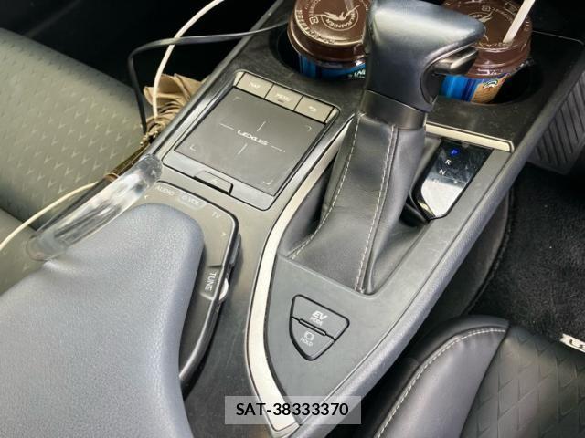 Lexus UX 2021-08 8036511-16