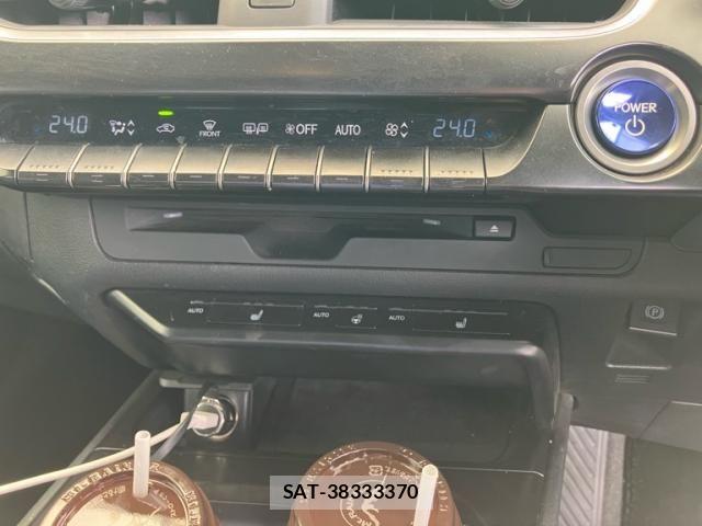 Lexus UX 2021-08 8036511-17