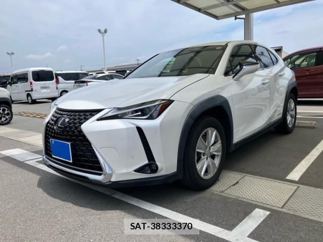 Lexus UX 2021-08 8036511-2