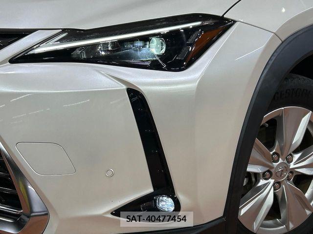Lexus UX 2023-07 8036503-12