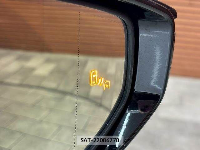 Lexus UX 2022-03 8074418-15