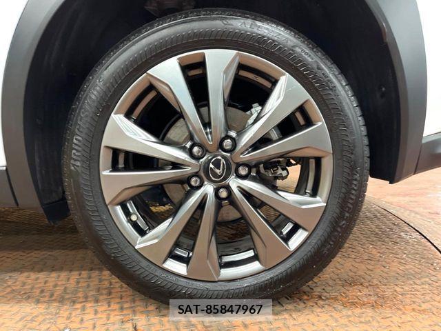 Lexus UX 2023-11 8074417-12