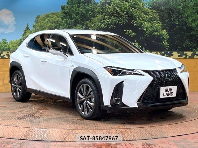 Lexus UX 2023-11 8074417-15