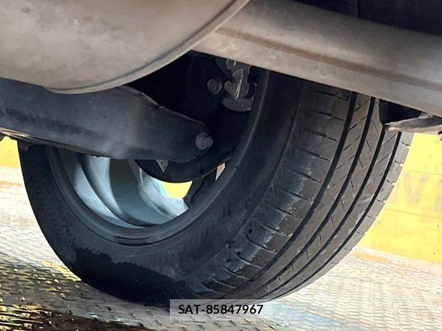 Lexus UX 2023-11 8074417-19