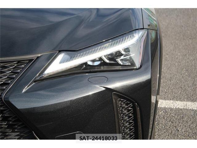Lexus UX 2023-01 8074416-26
