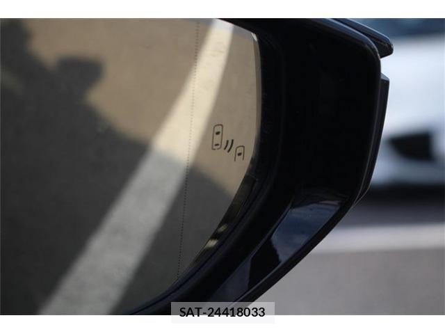 Lexus UX 2023-01 8074416-4