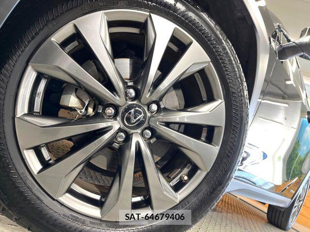 Lexus UX 2019-02 8074419-12