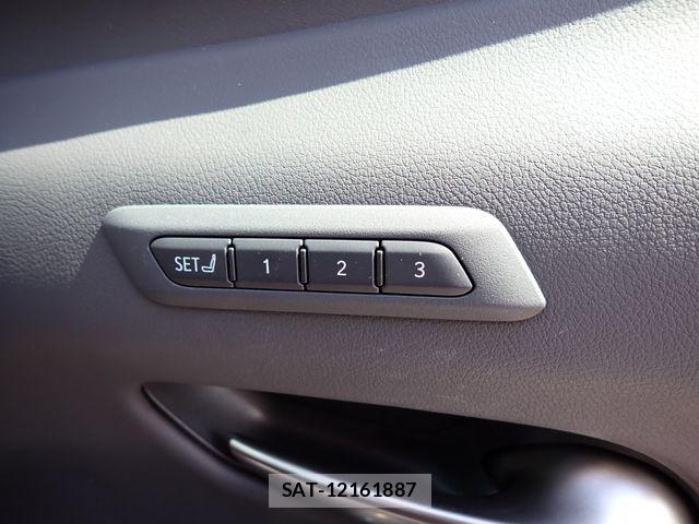 Lexus UX 2022-08 8100224-22