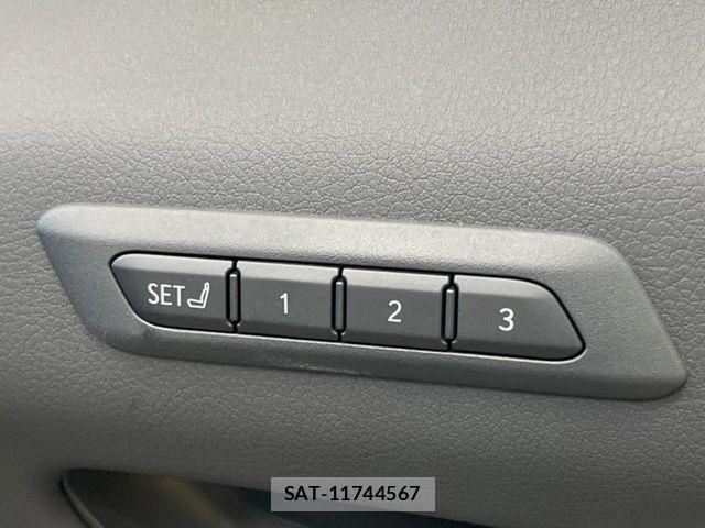 Lexus UX 2021-09 8100226-5