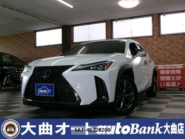 Lexus UX 2020-09 8131069-0