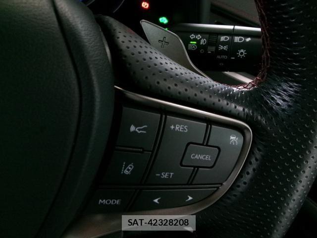 Lexus UX 2020-09 8131069-26