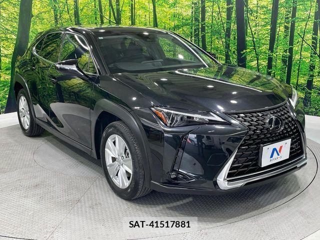 Lexus UX 2023-06 8158715-16