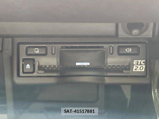 Lexus UX 2023-06 8158715-7