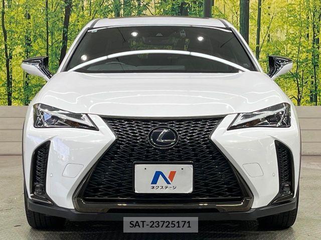 Lexus UX 2019-06 8158717-13