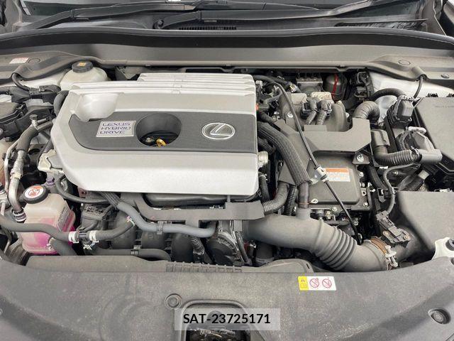 Lexus UX 2019-06 8158717-17